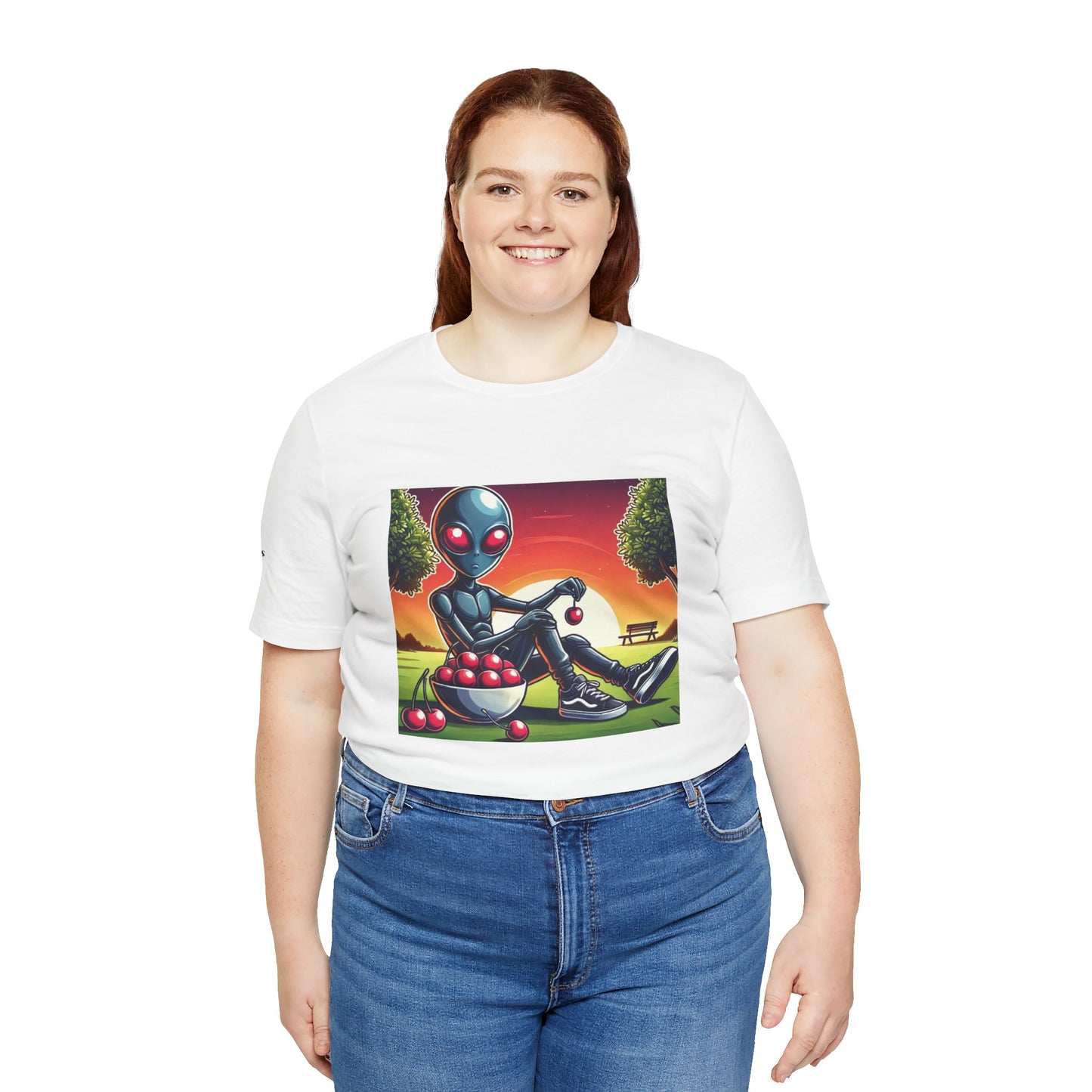 Chill Alien Graphic Tee for Fun Lovers - Perfect for Summer Outings